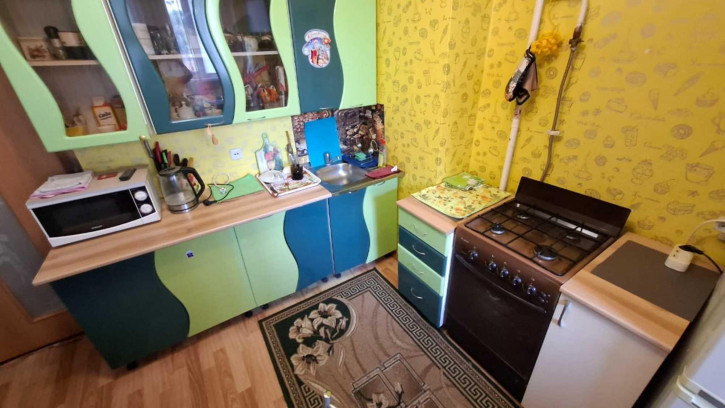 2-комн квартира Орджоникидзе ул, 32/1