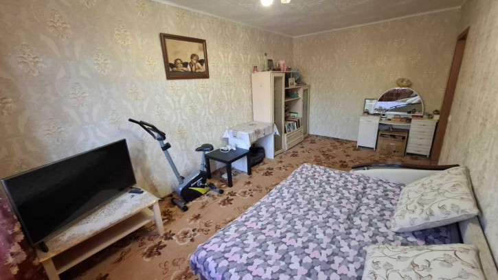 2-комн квартира Орджоникидзе ул, 32/1