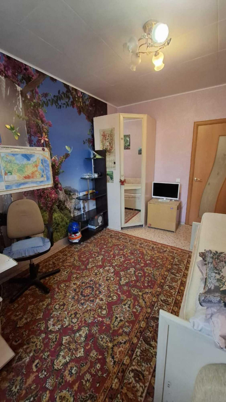 2-комн квартира Орджоникидзе ул, 32/1