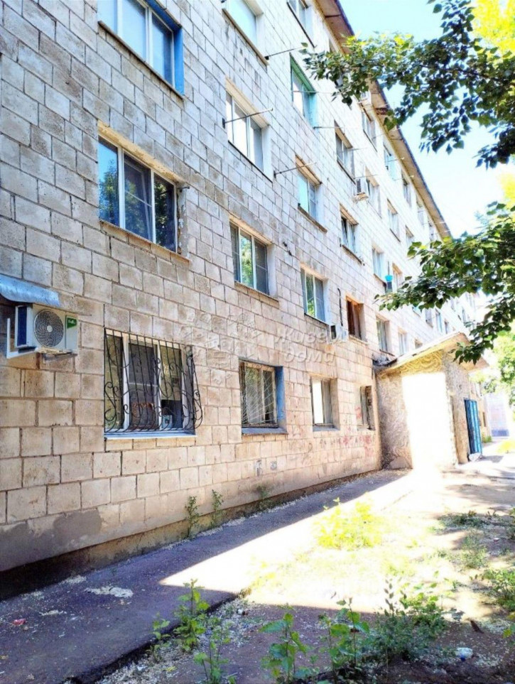 Комната Молодёжная улица, 46,  д. 46