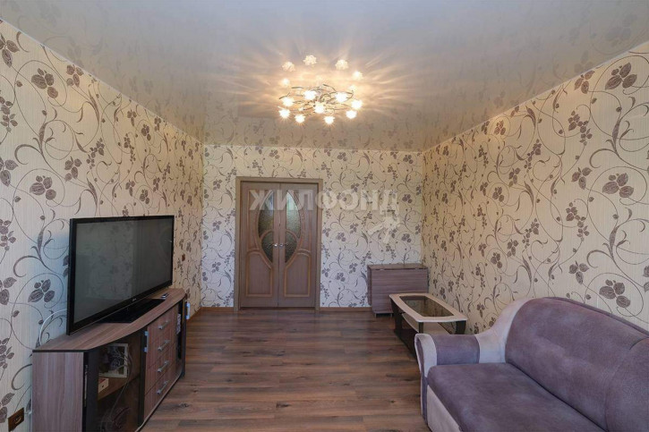 3-комн квартира Троллейная улица, д.18