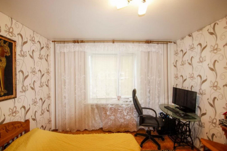 3-комн квартира Ивана Крылова (Водников), 15