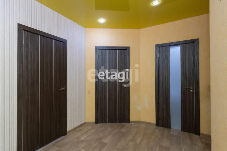 3-комн квартира Созидателей, 14