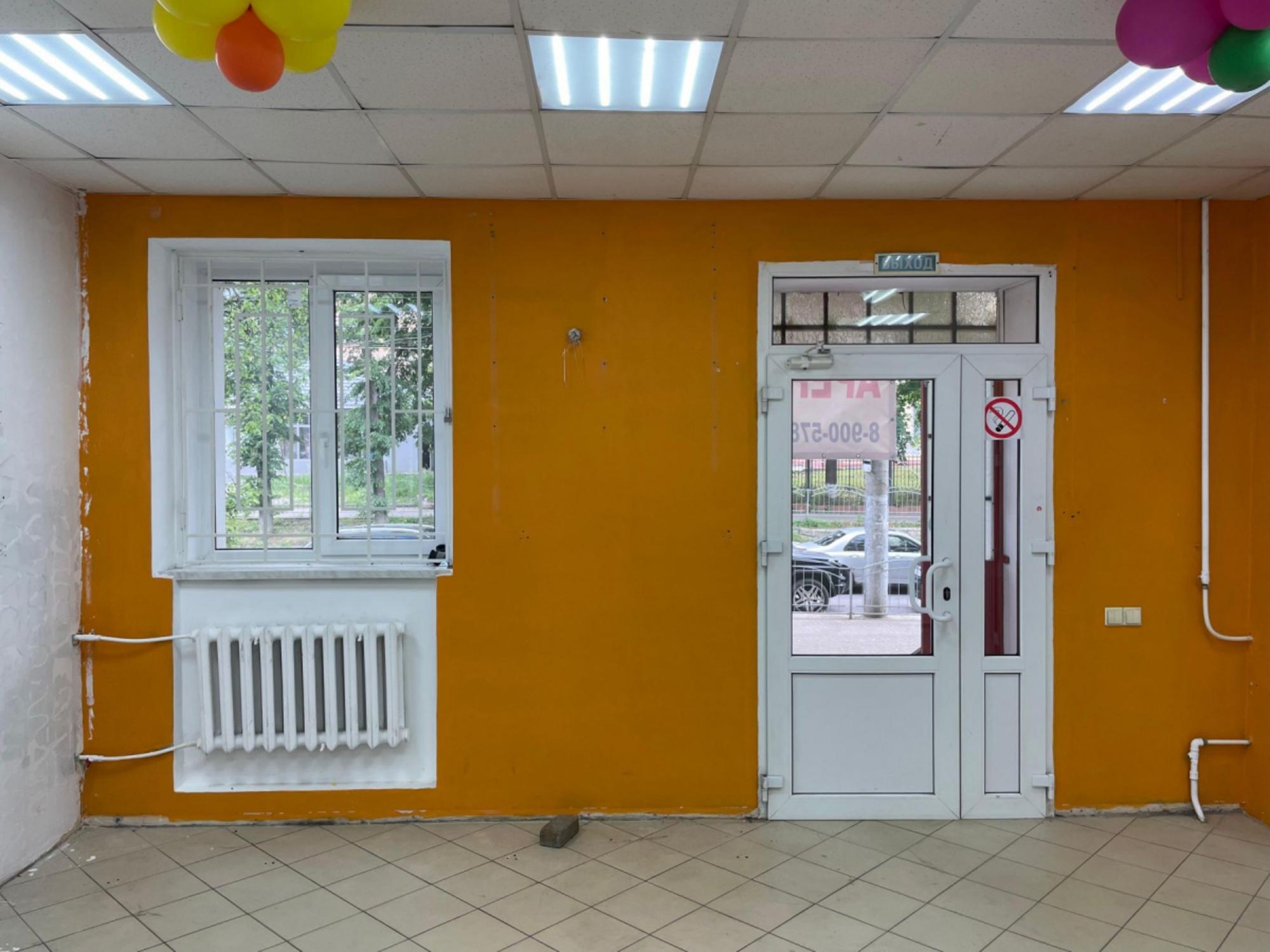 Сдать торговое помещение за 60 000 рублей на ул Салтыкова-Щедрина, 2