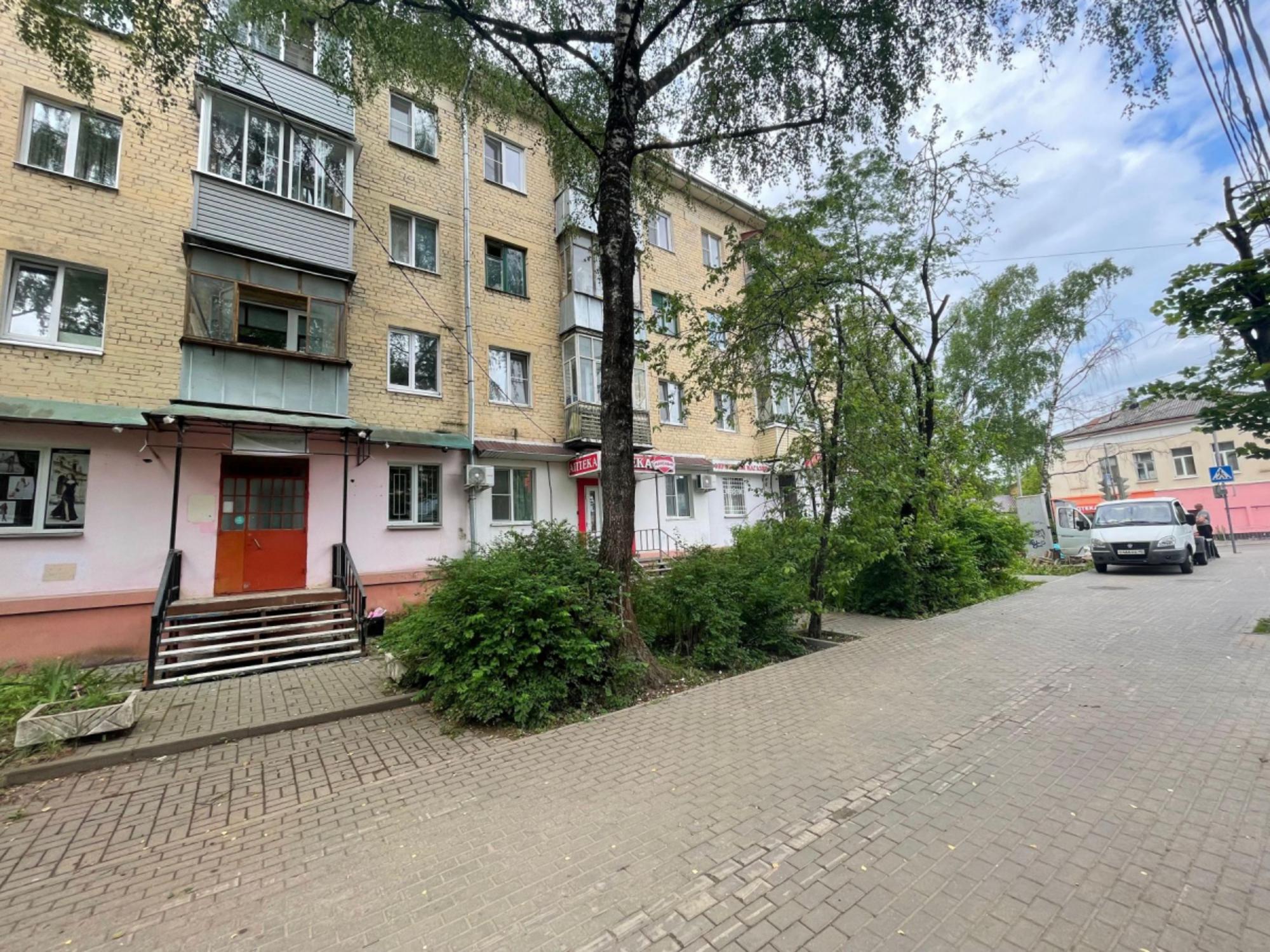 Сдать торговое помещение за 60 000 рублей на ул Салтыкова-Щедрина, 2