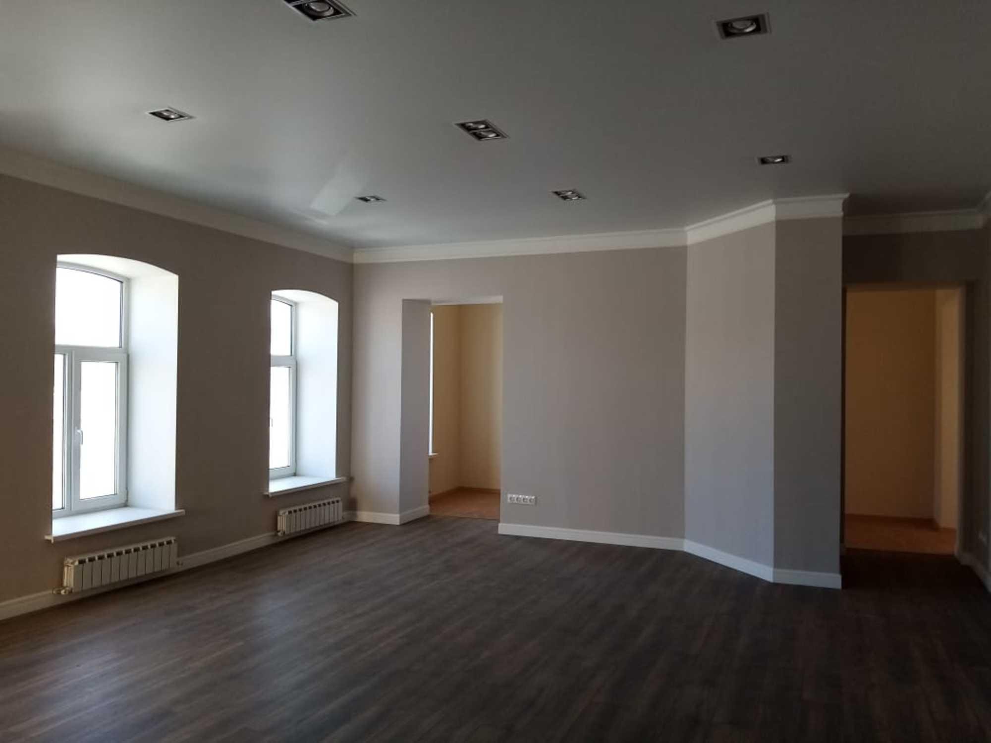 Купить офис, помещение под офис за 40 300 000 рублей на ул Московская, 43