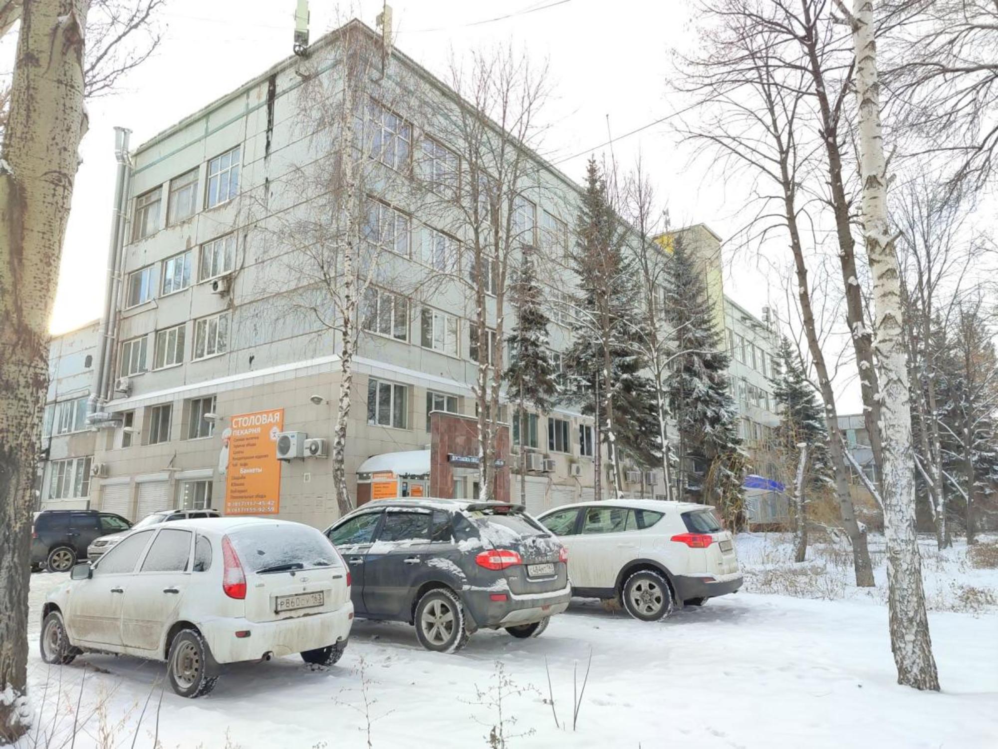 Купить офис, помещение под офис за 26 000 000 рублей на Заводское шоссе, 13Б