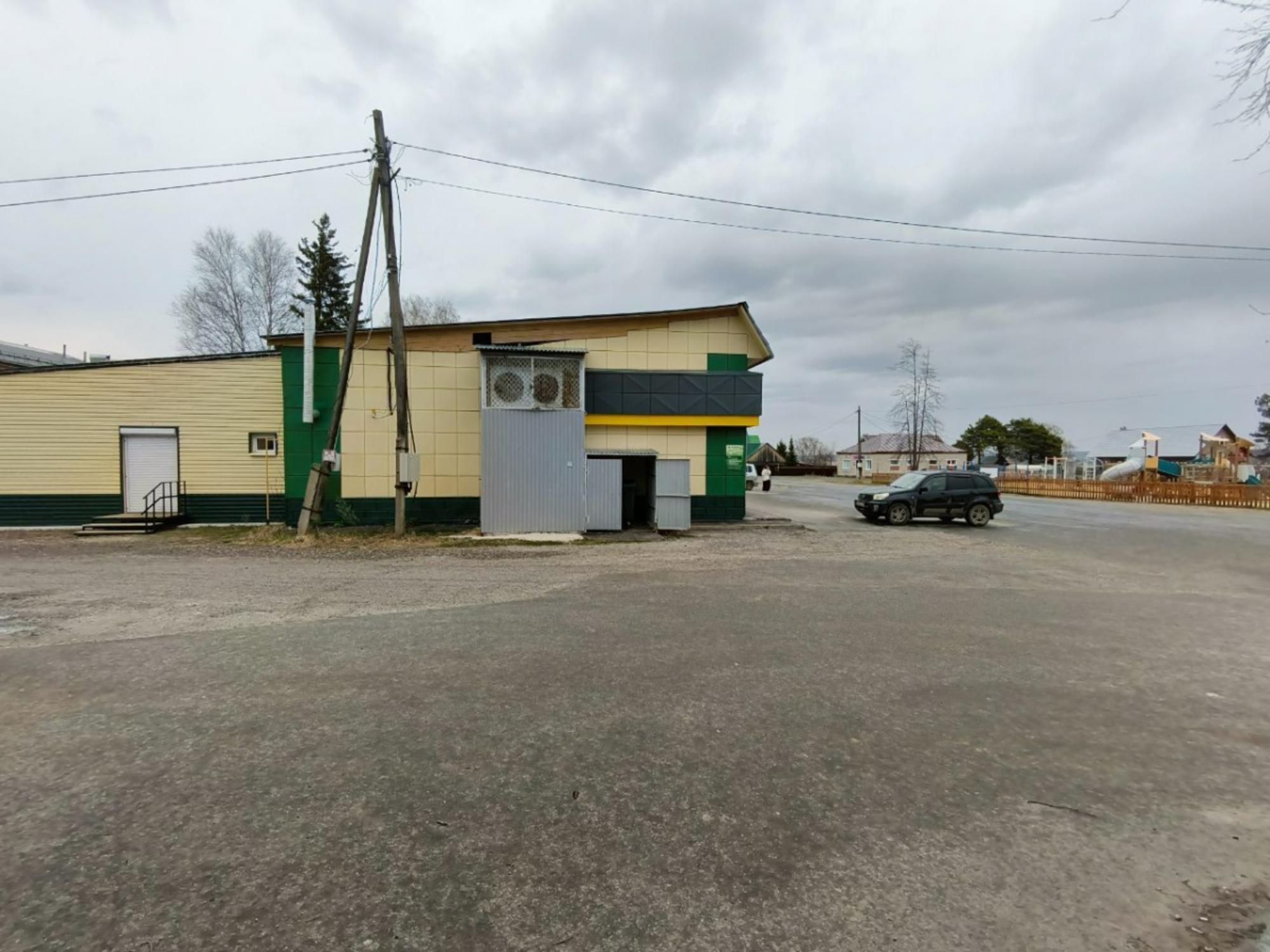 Сдать торговое помещение за 100 000 рублей на Томская обл., с.Кафтанчиково, Коммунистическая 88А
