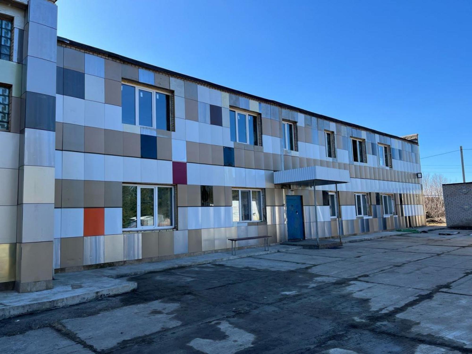 Купить офис, помещение под офис за 15 000 000 рублей на Елабужский р-н, с. Морты,  Сельхозтехника, д. 10