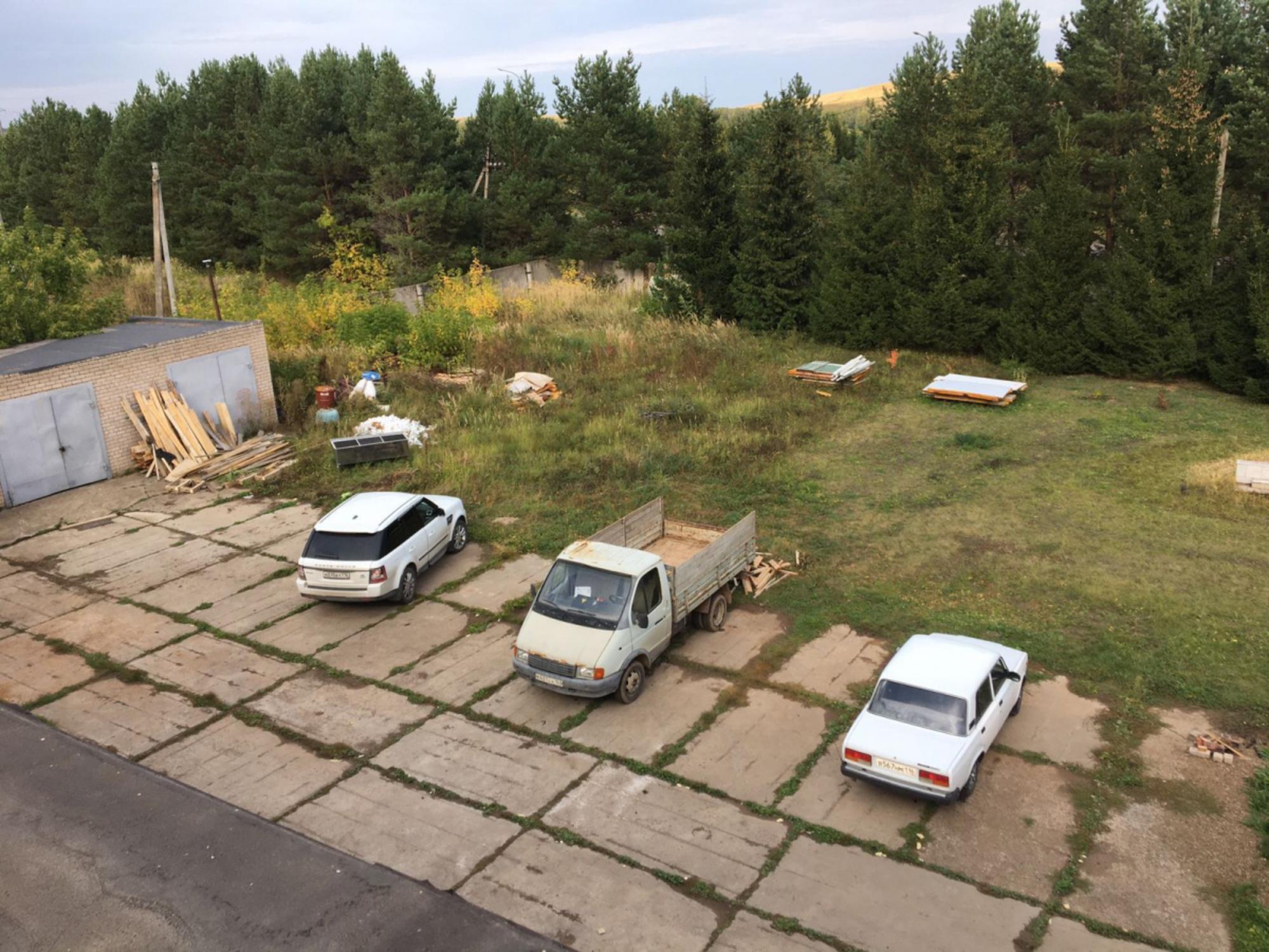 Купить офис, помещение под офис за 15 000 000 рублей на Елабужский р-н, с. Морты,  Сельхозтехника, д. 10