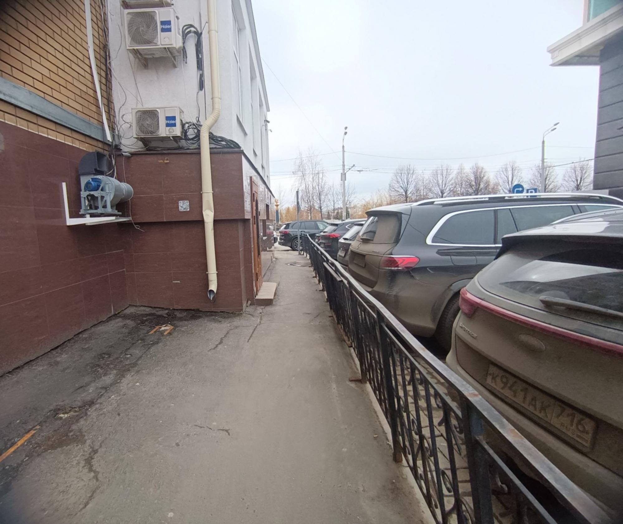 Купить помещение свободного назначения за 61 500 000 рублей на ул Островского, 67