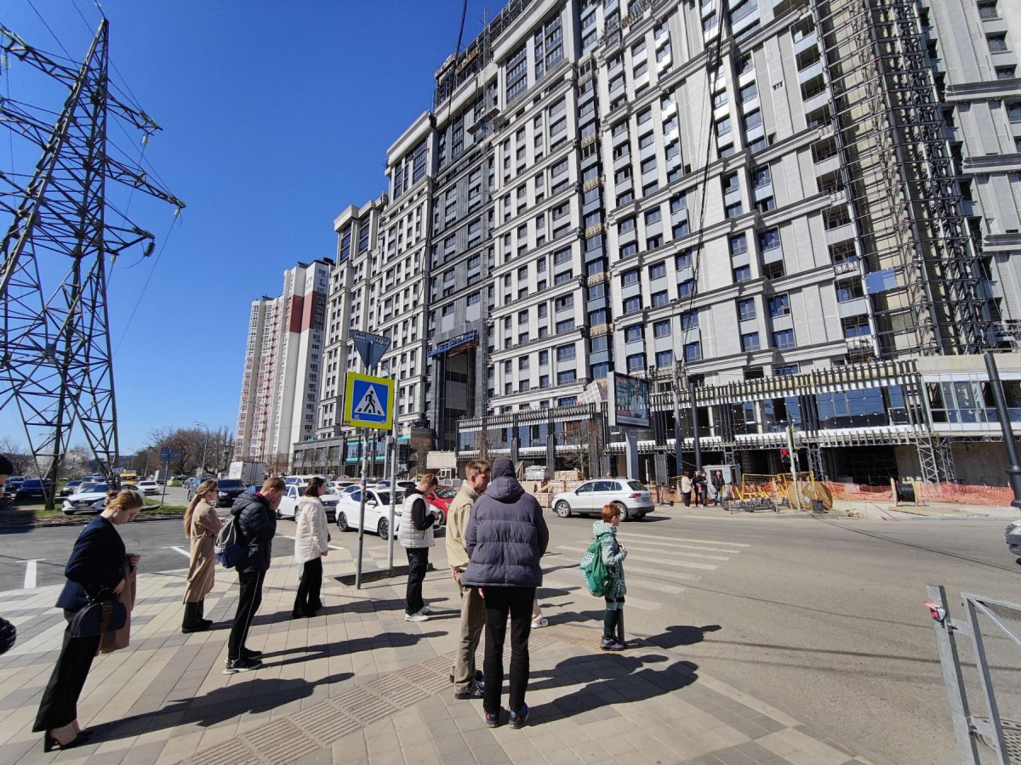 Купить торговое помещение за 70 598 500 рублей на ул Школьная, 1