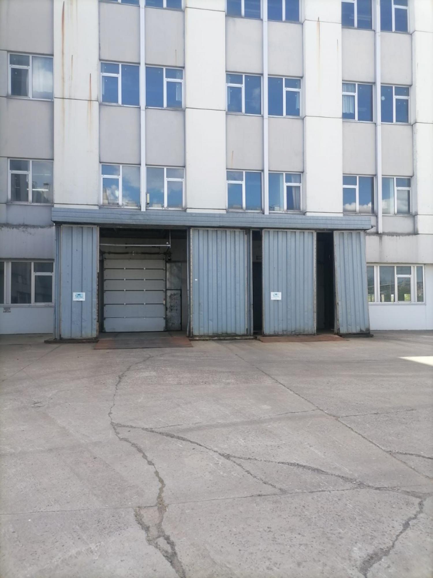 Сдать складское помещение за 798 000 рублей на ул Тарутинская, 171б