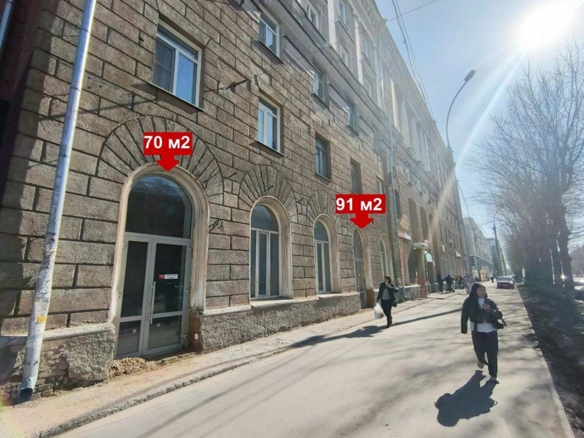 Сдать офис, помещение под офис за 122 500 рублей на Новосибирская обл., г.Новосибирск, Дзержинского 42