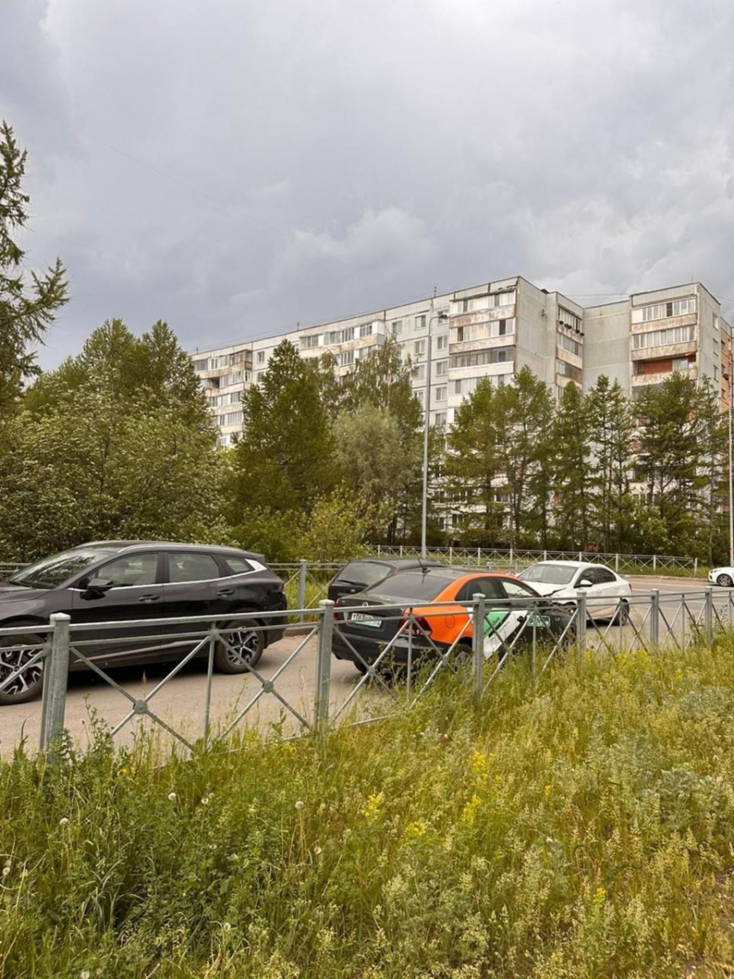 Сдать торговое помещение за 148 000 рублей на ул Адоратского, 44