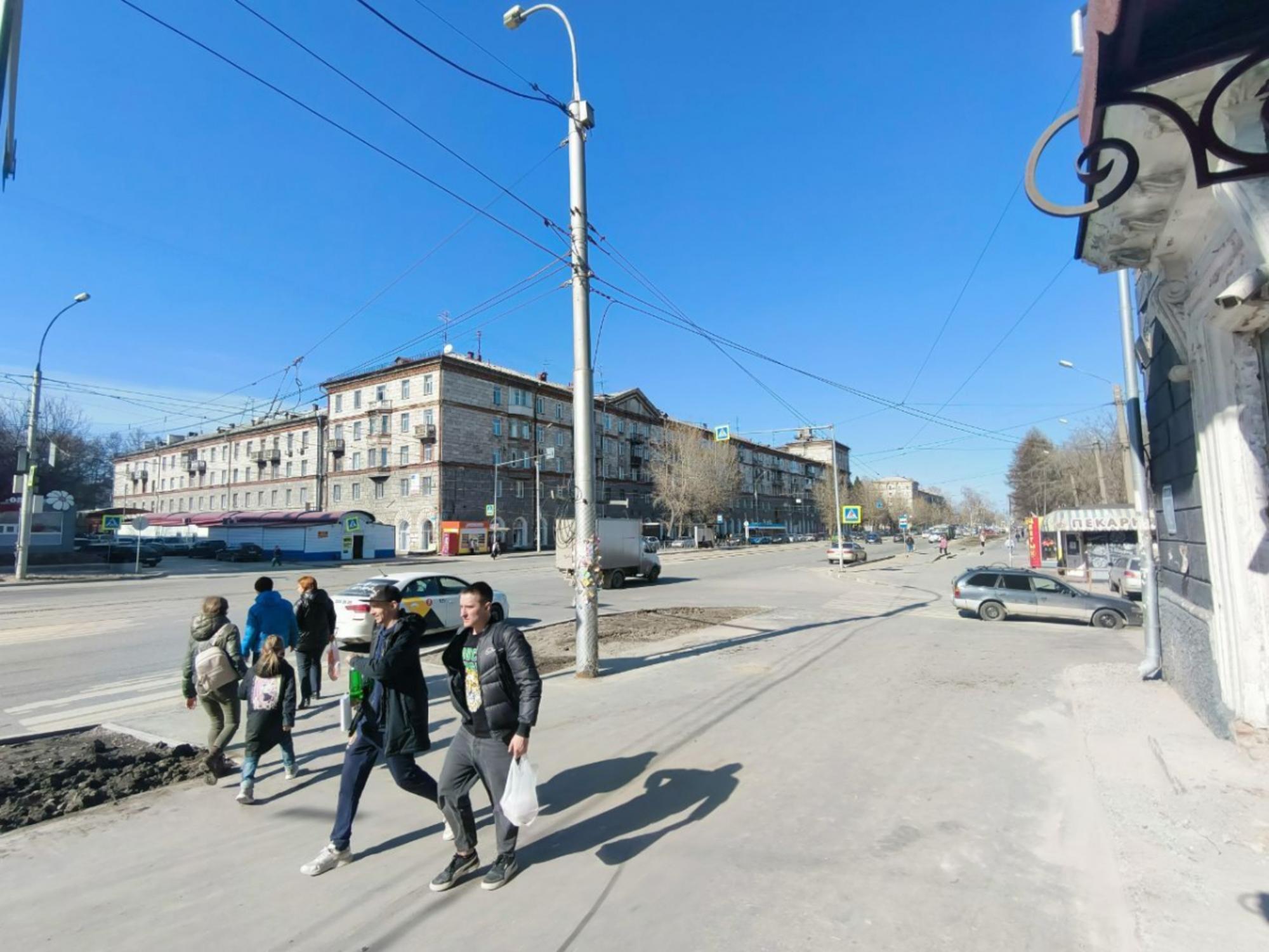 Сдать офис, помещение под офис за 122 500 рублей на Новосибирская обл., г.Новосибирск, Дзержинского 42
