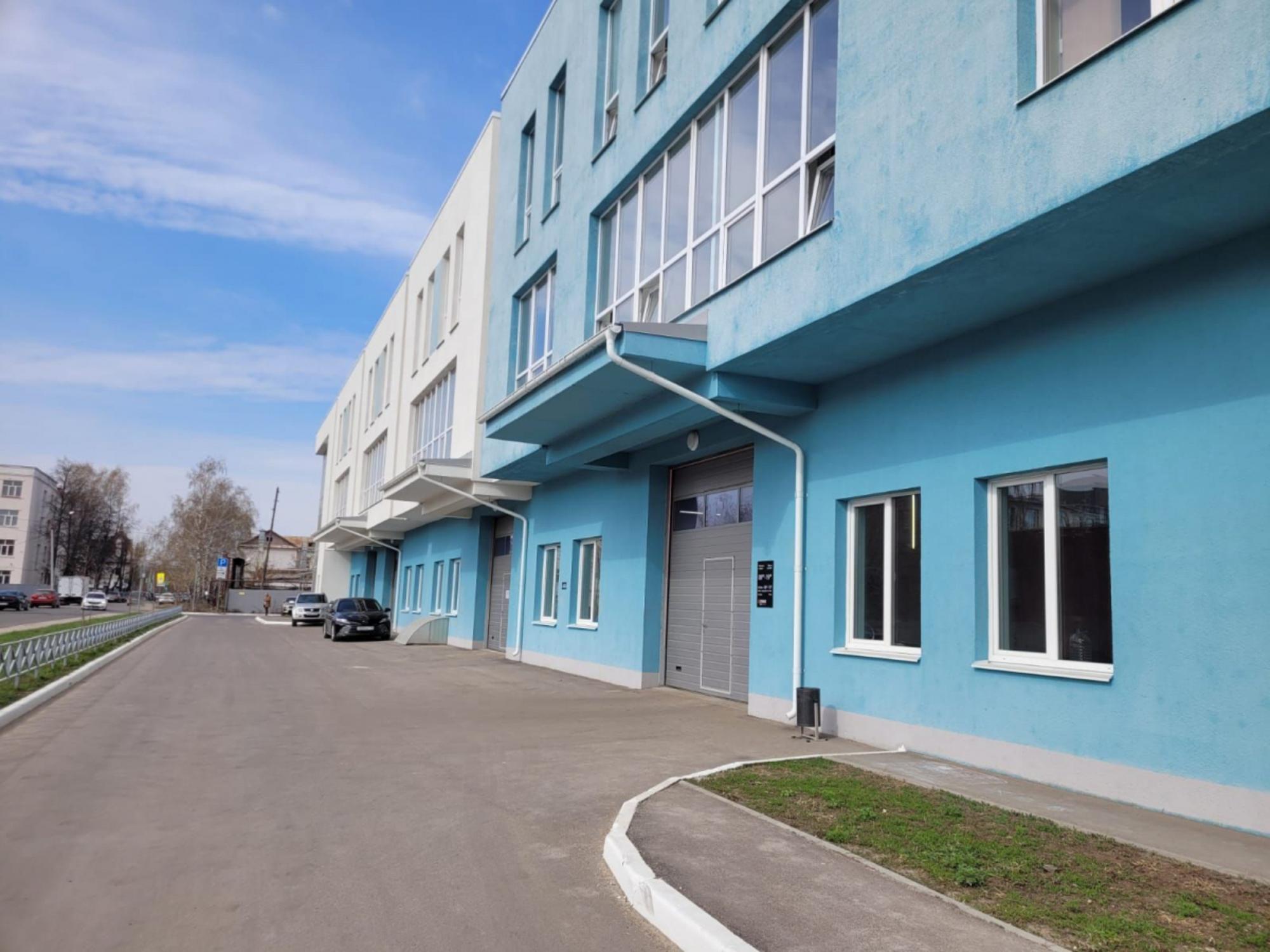 Купить торговое помещение за 460 000 000 рублей на ул Энгельса, 15