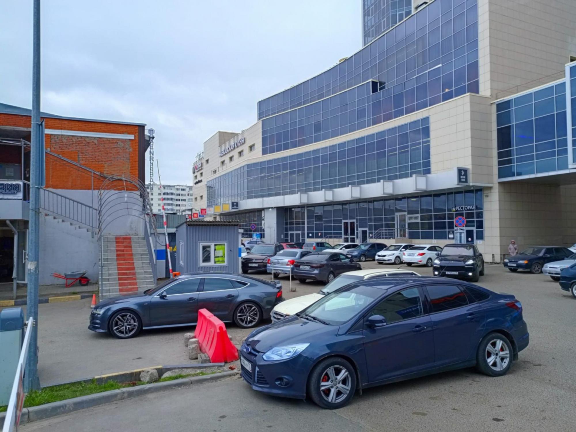 Сдать торговое помещение за 58 500 рублей на ул Рихарда Зорге, 66