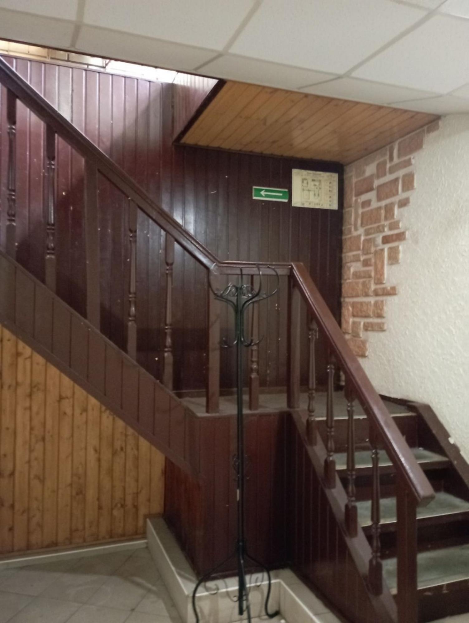 Сдать офис, помещение под офис за 300 000 рублей на ул Липатова, 9
