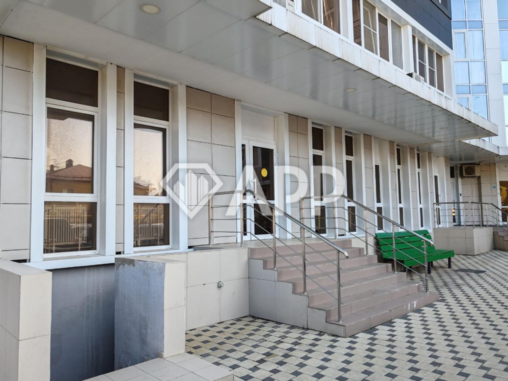 Купить офис, помещение под офис за 11 864 000 рублей на ул им. Стасова, 10