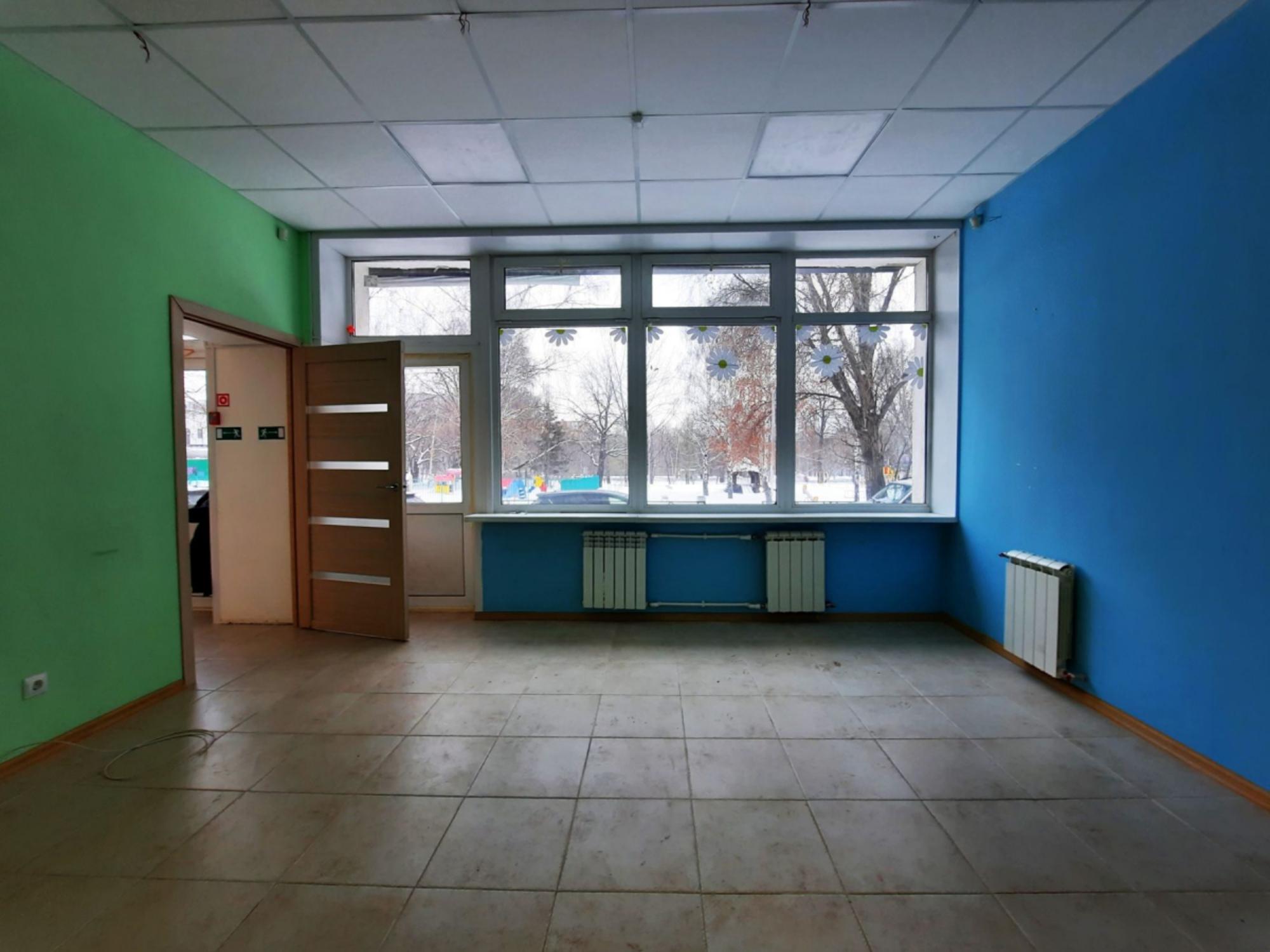 Купить помещение свободного назначения за 24 000 000 рублей на ул Стара Загора, 142