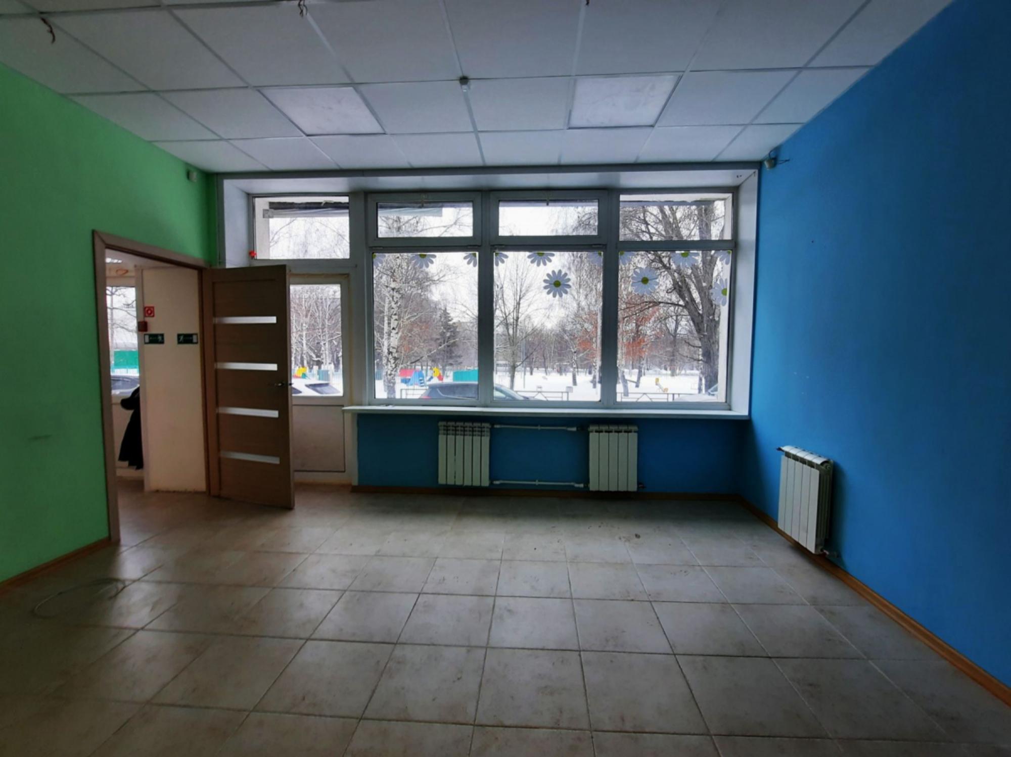 Купить помещение свободного назначения за 24 000 000 рублей на ул Стара Загора, 142