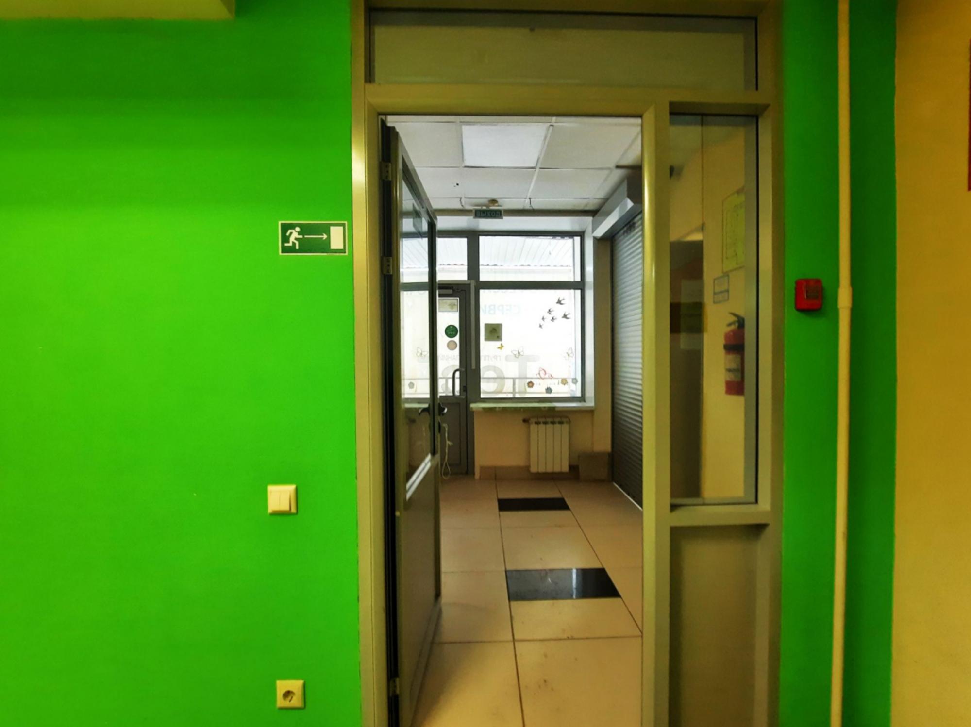 Купить помещение свободного назначения за 24 000 000 рублей на ул Стара Загора, 142