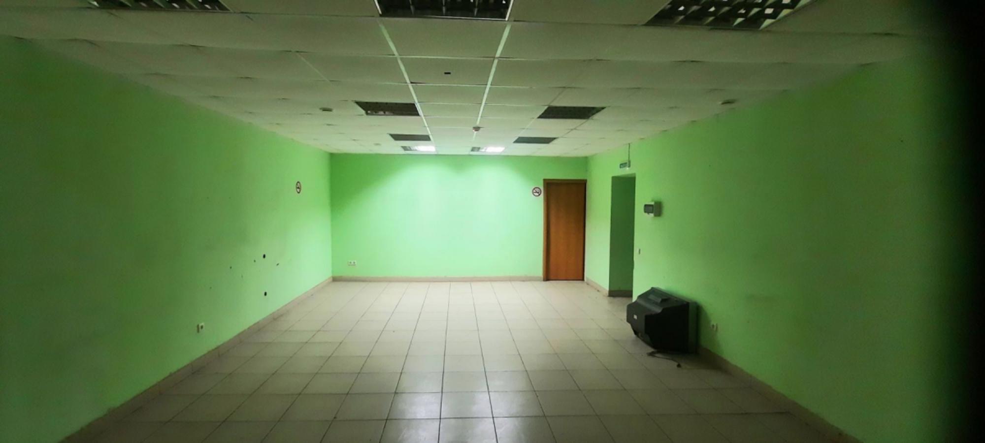 Сдать торговое помещение за 59 940 рублей на пр-кт Металлургов, 61
