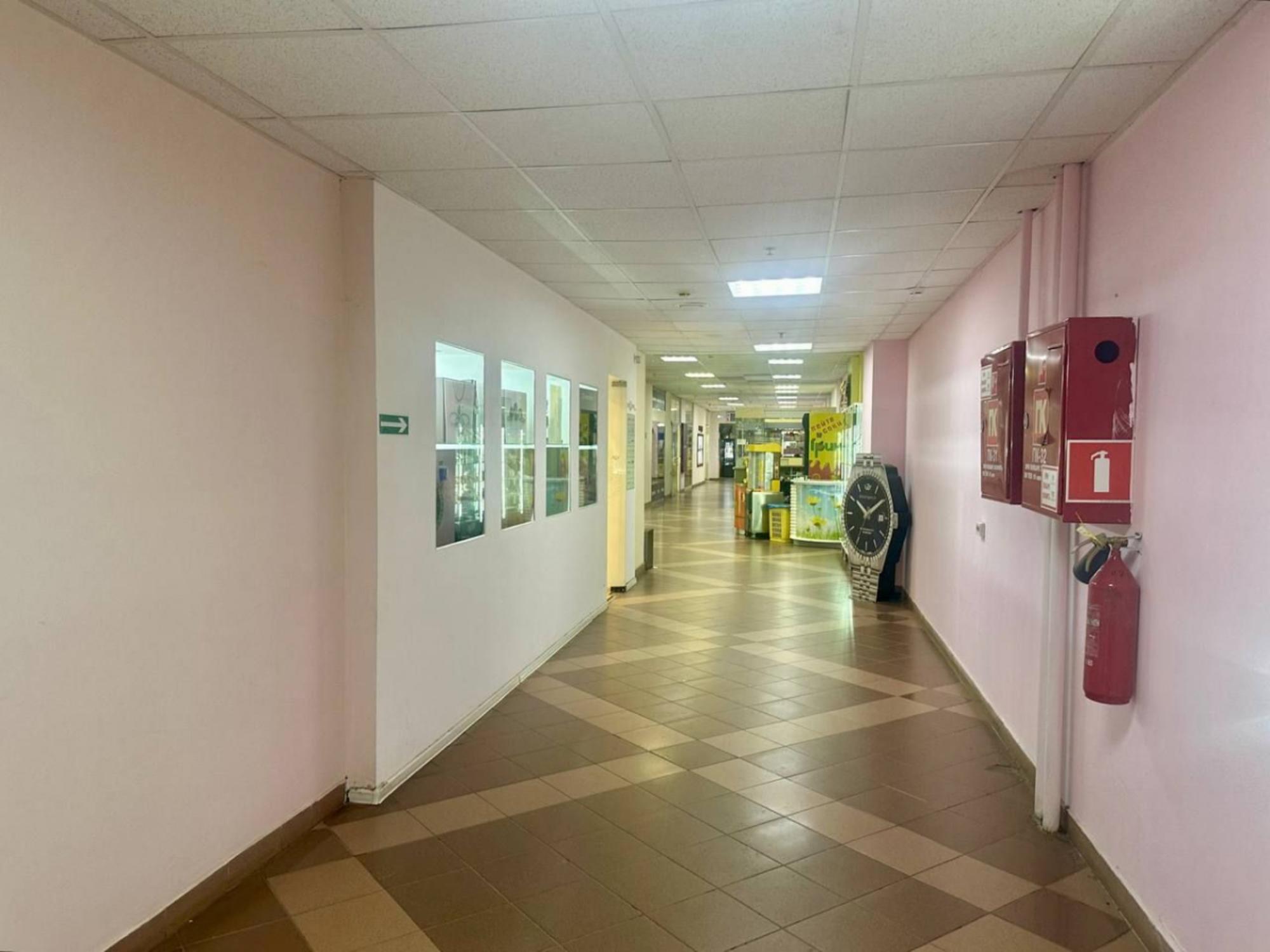 Купить торговое помещение за 66 700 000 рублей на ул Ульяновская, 18