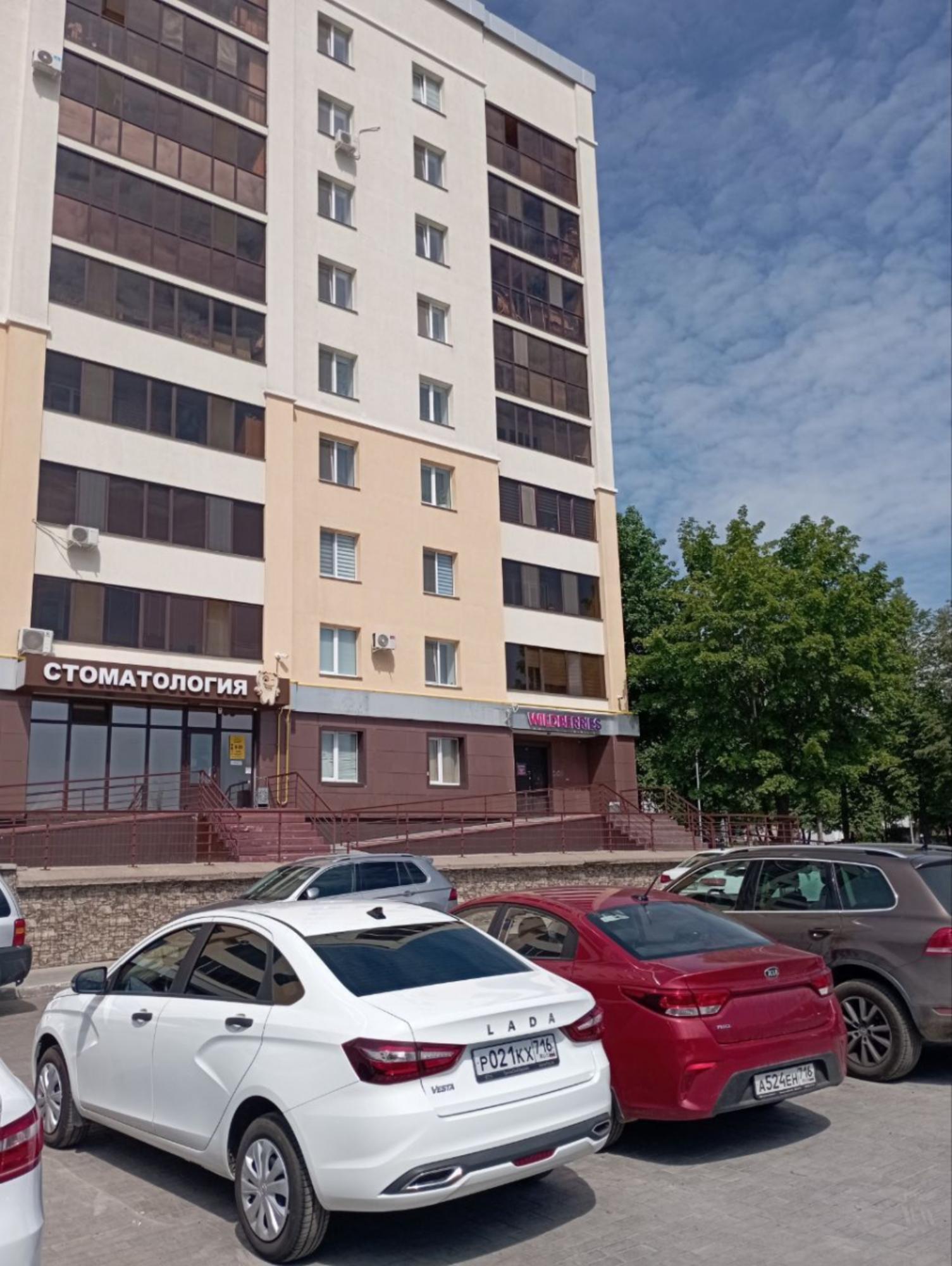 Купить торговое помещение за 16 950 000 рублей на проспект Вахитова
