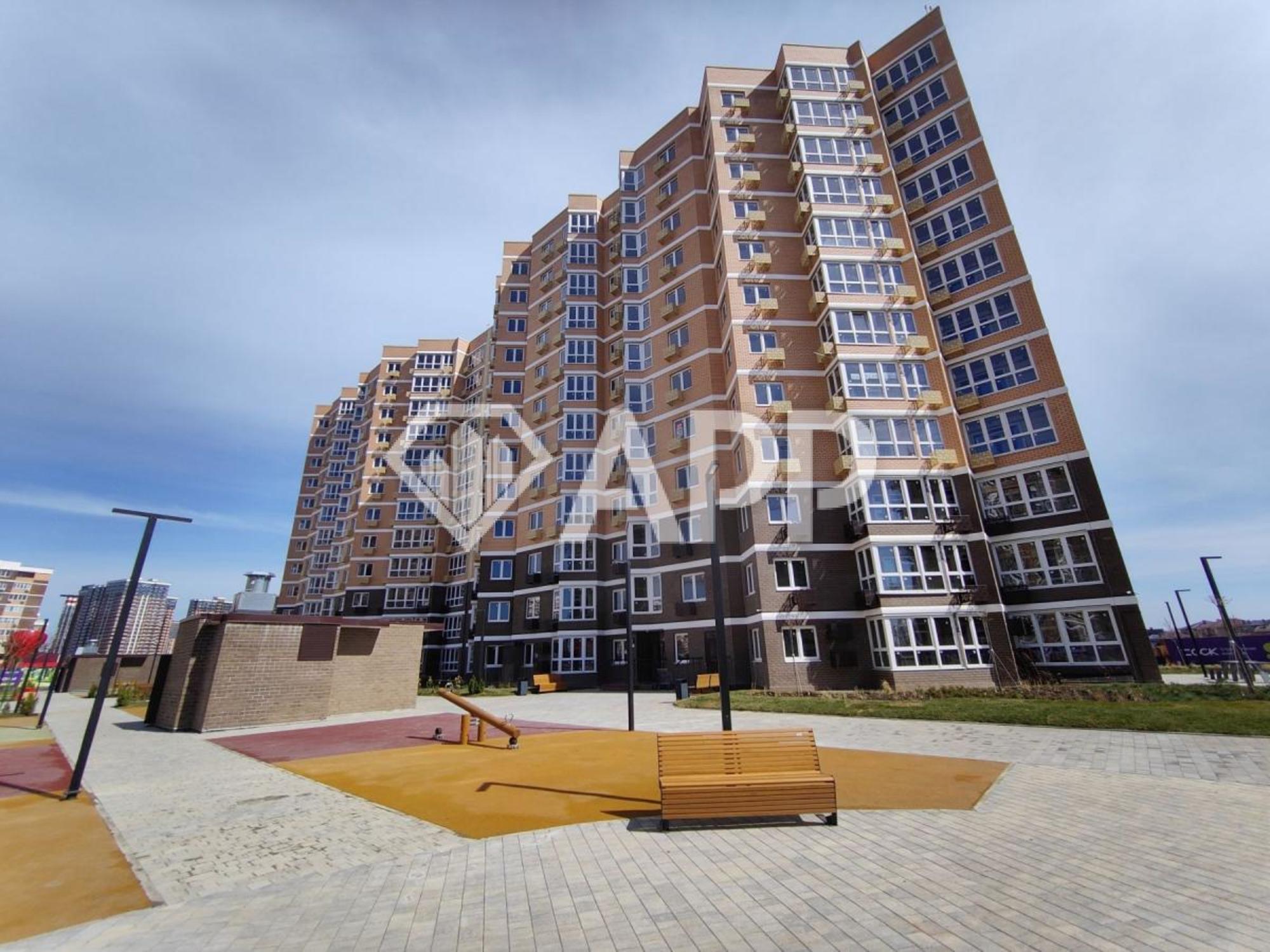 Купить торговое помещение за 34 184 000 рублей на ул Ветеранов, 85