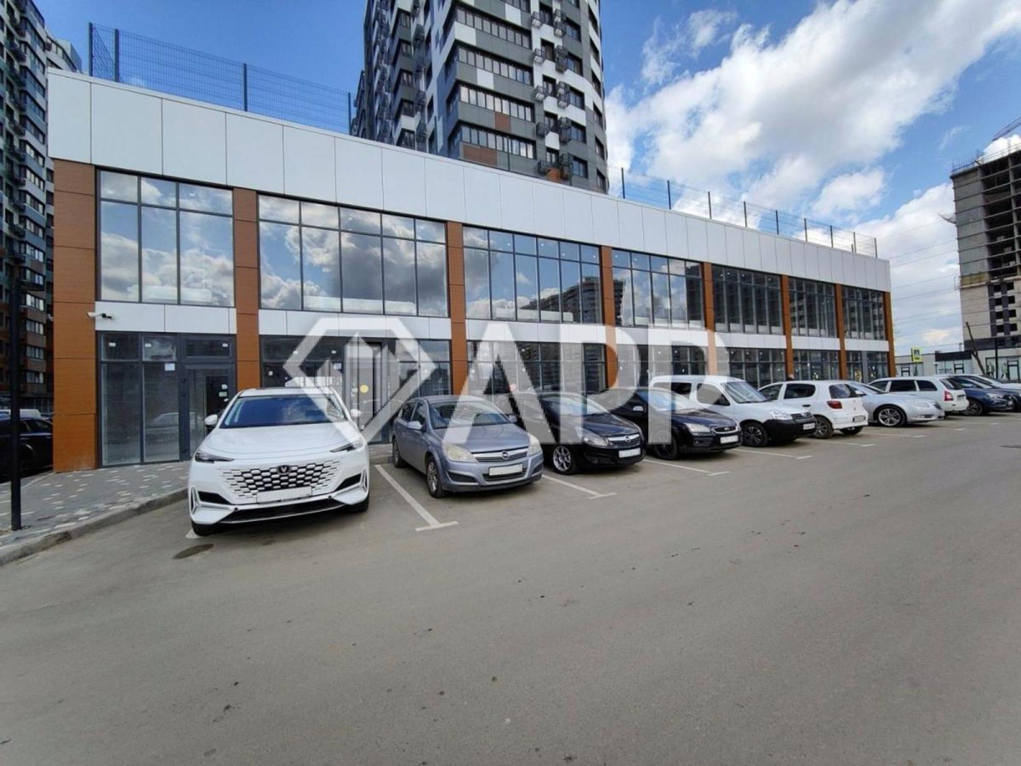 Сдать торговое помещение за 801 600 рублей на ул Командорская, 15