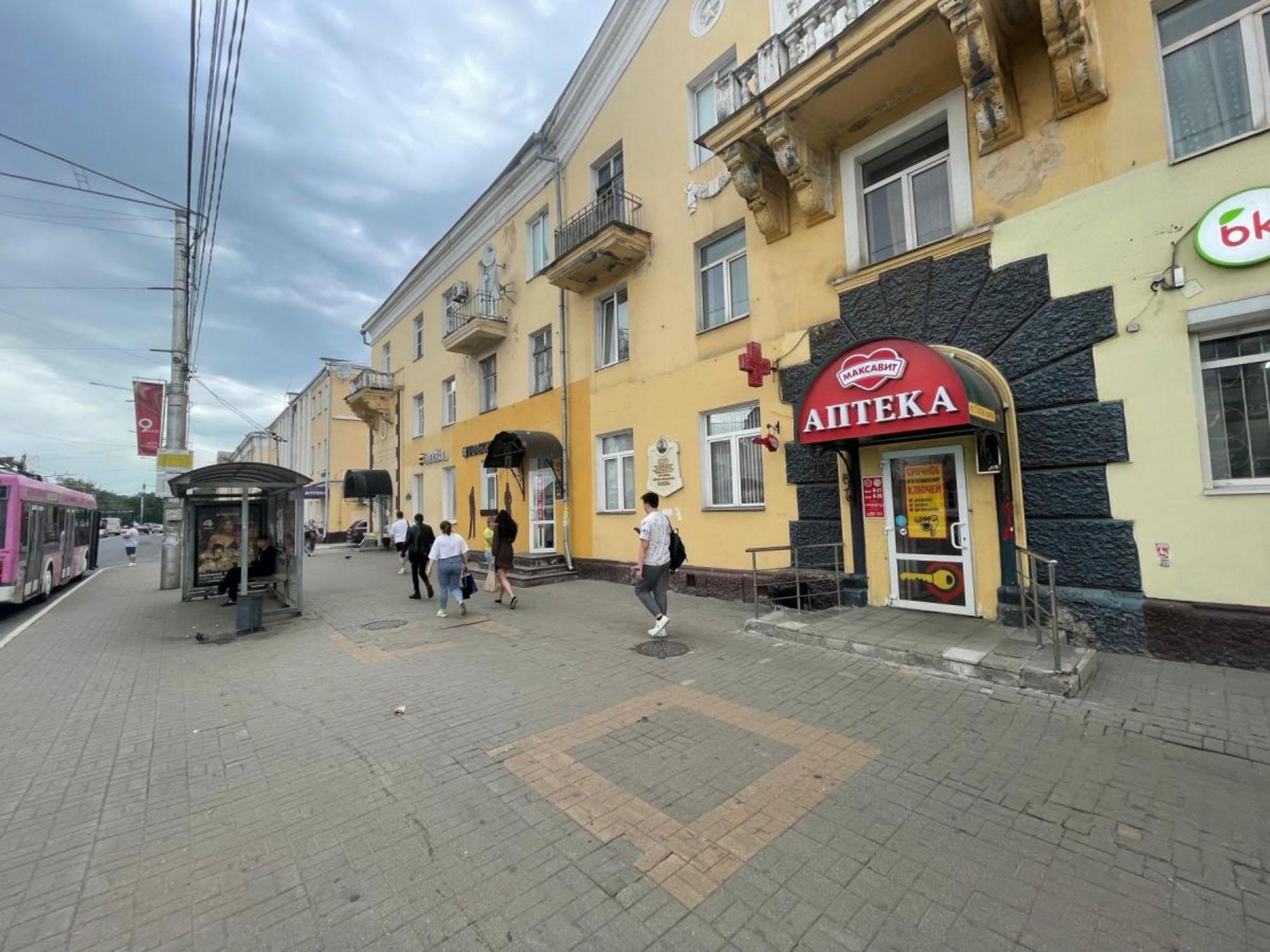 Сдать торговое помещение за 200 000 рублей на ул Кирова, 11