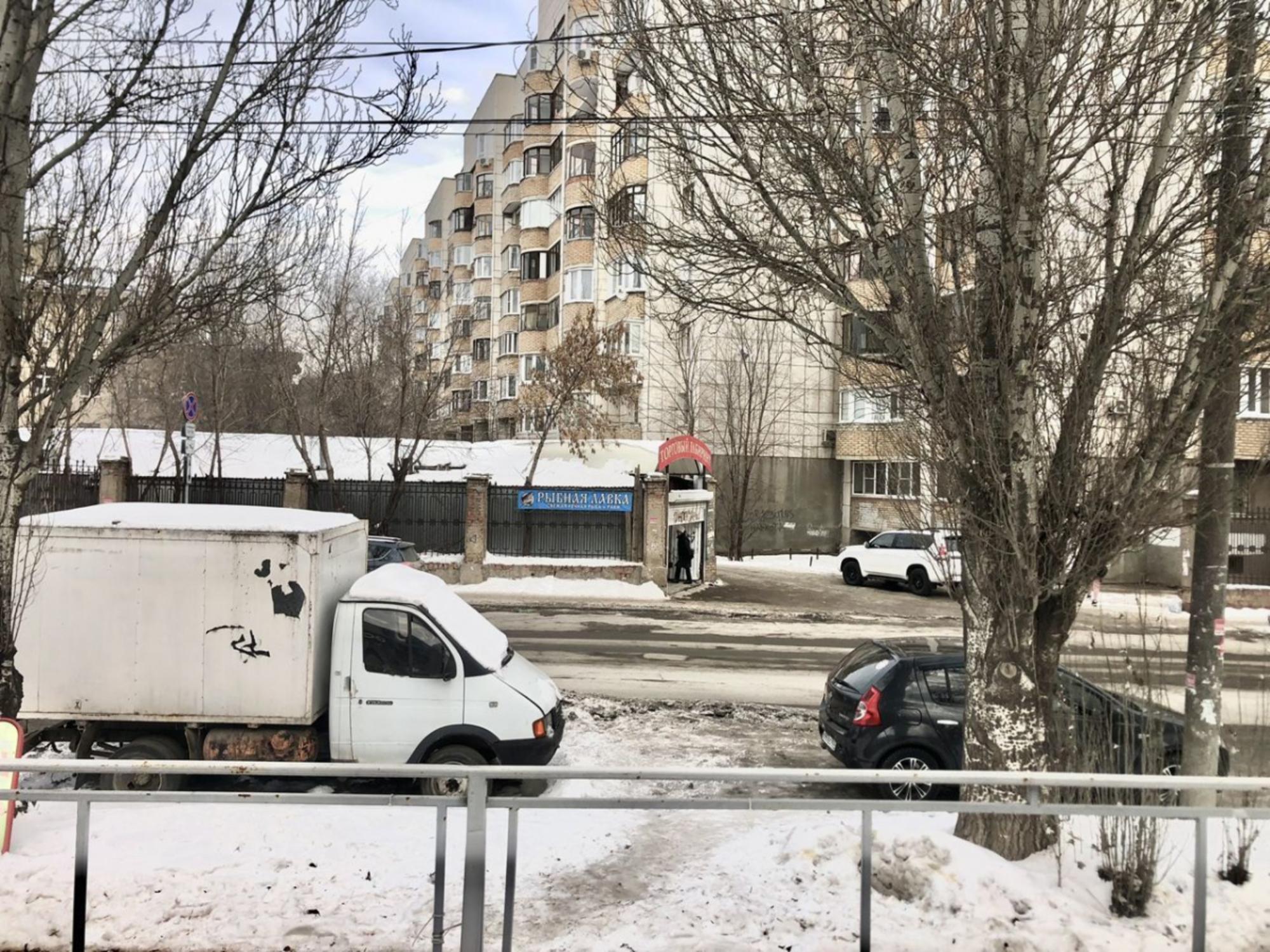 Купить торговое помещение за 21 000 000 рублей на ул Елизарова, 38