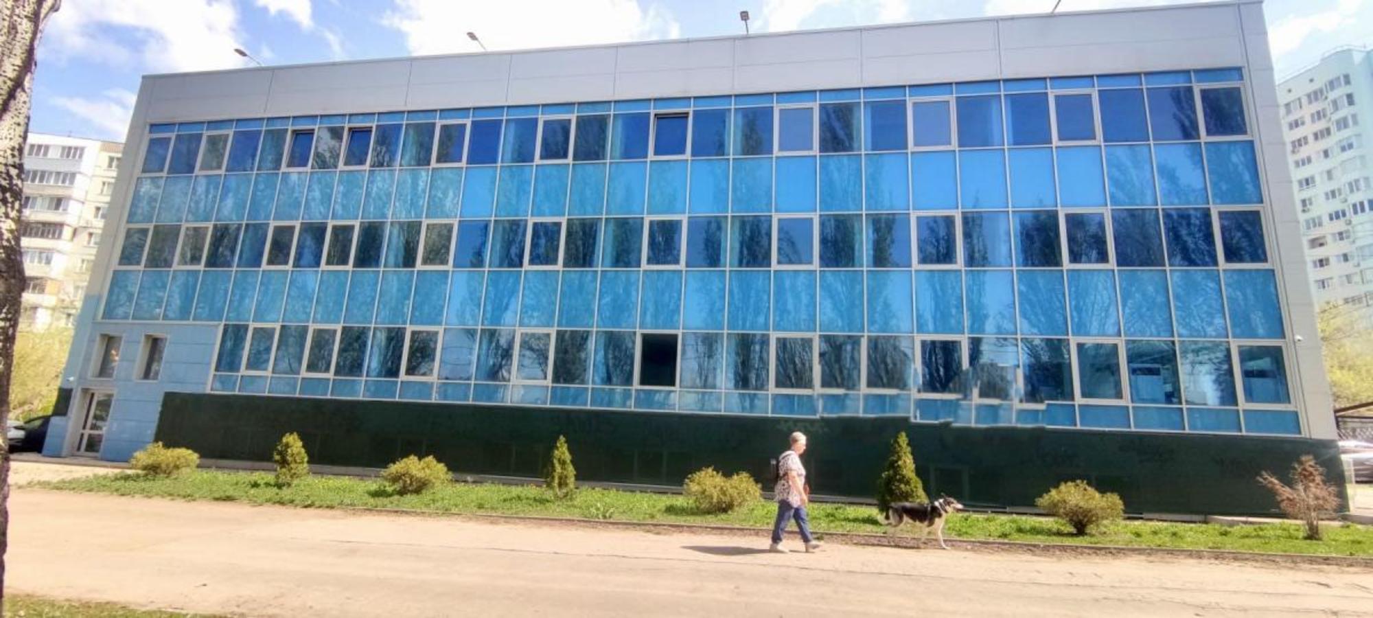 Сдать офис, помещение под офис за 400 000 рублей на пр-кт Кирова, 419Б