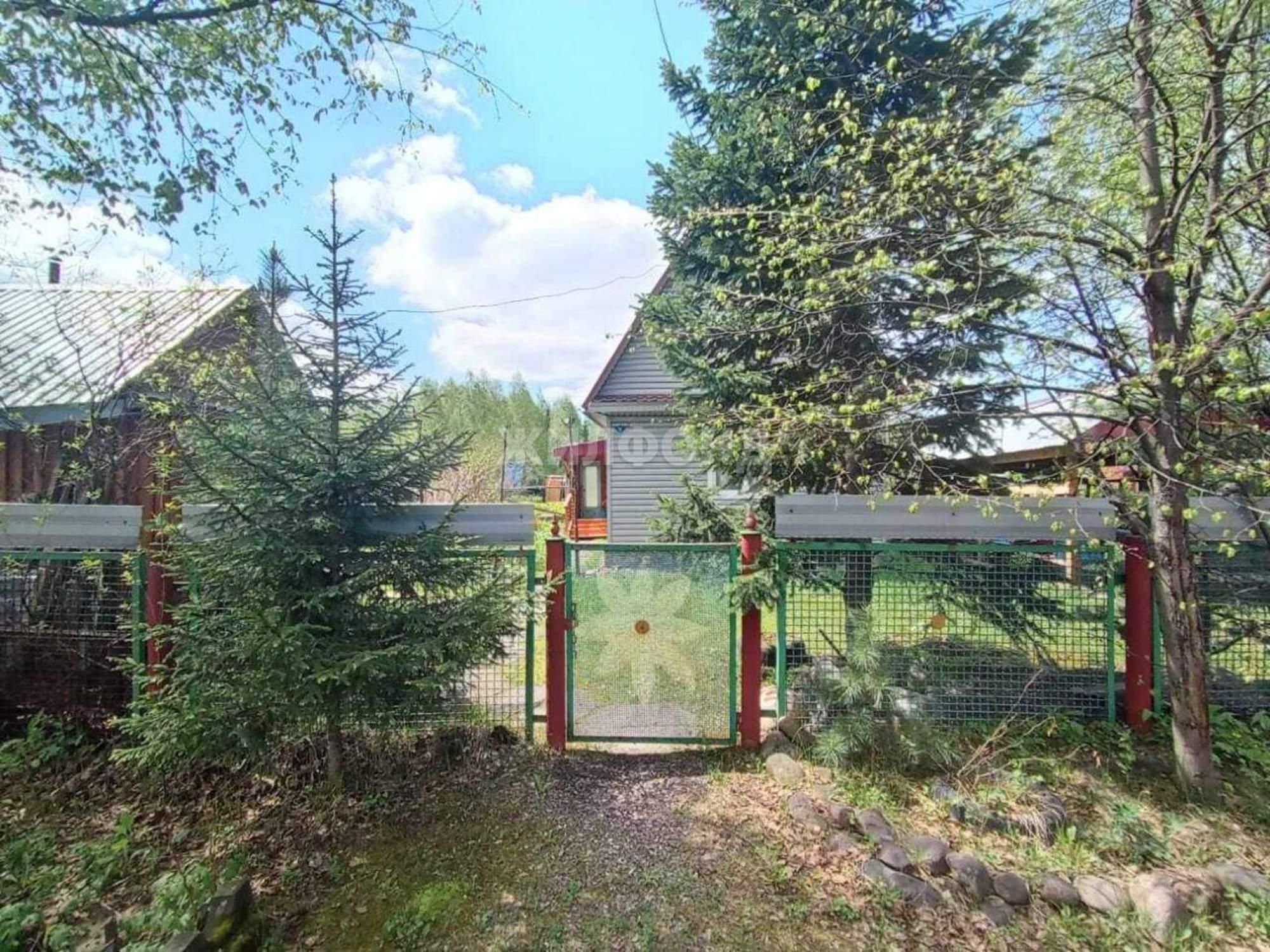 Купить дачу, дом, коттедж за 2 100 000 рублей на Озерная улица