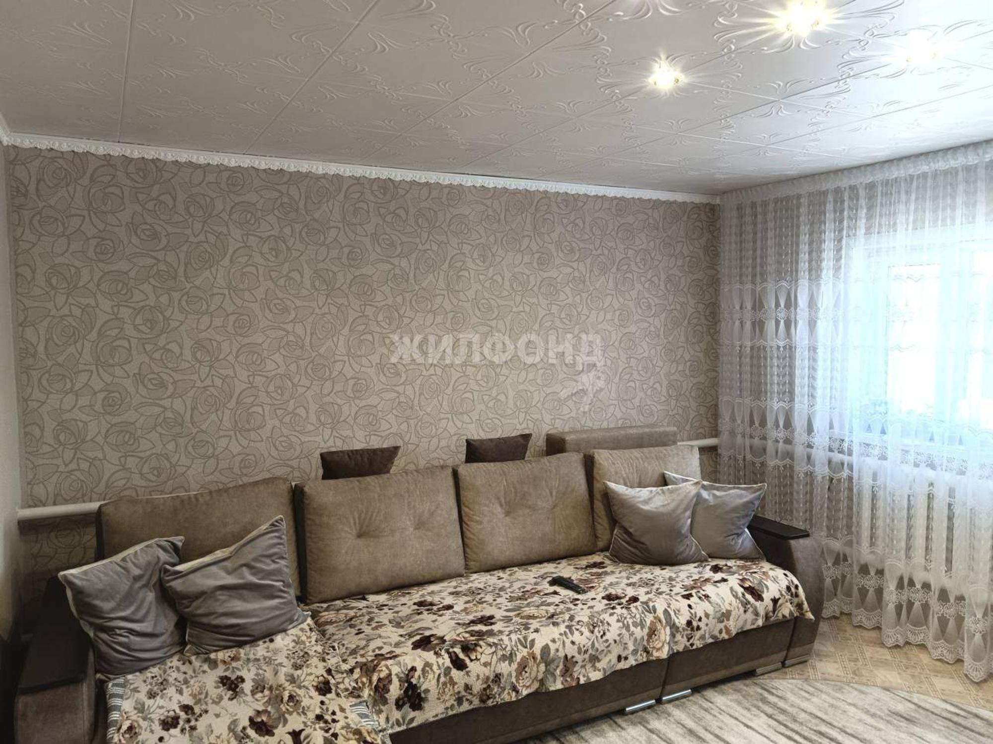 Купить дачу, дом, коттедж за 2 500 000 рублей на Мичурина улица