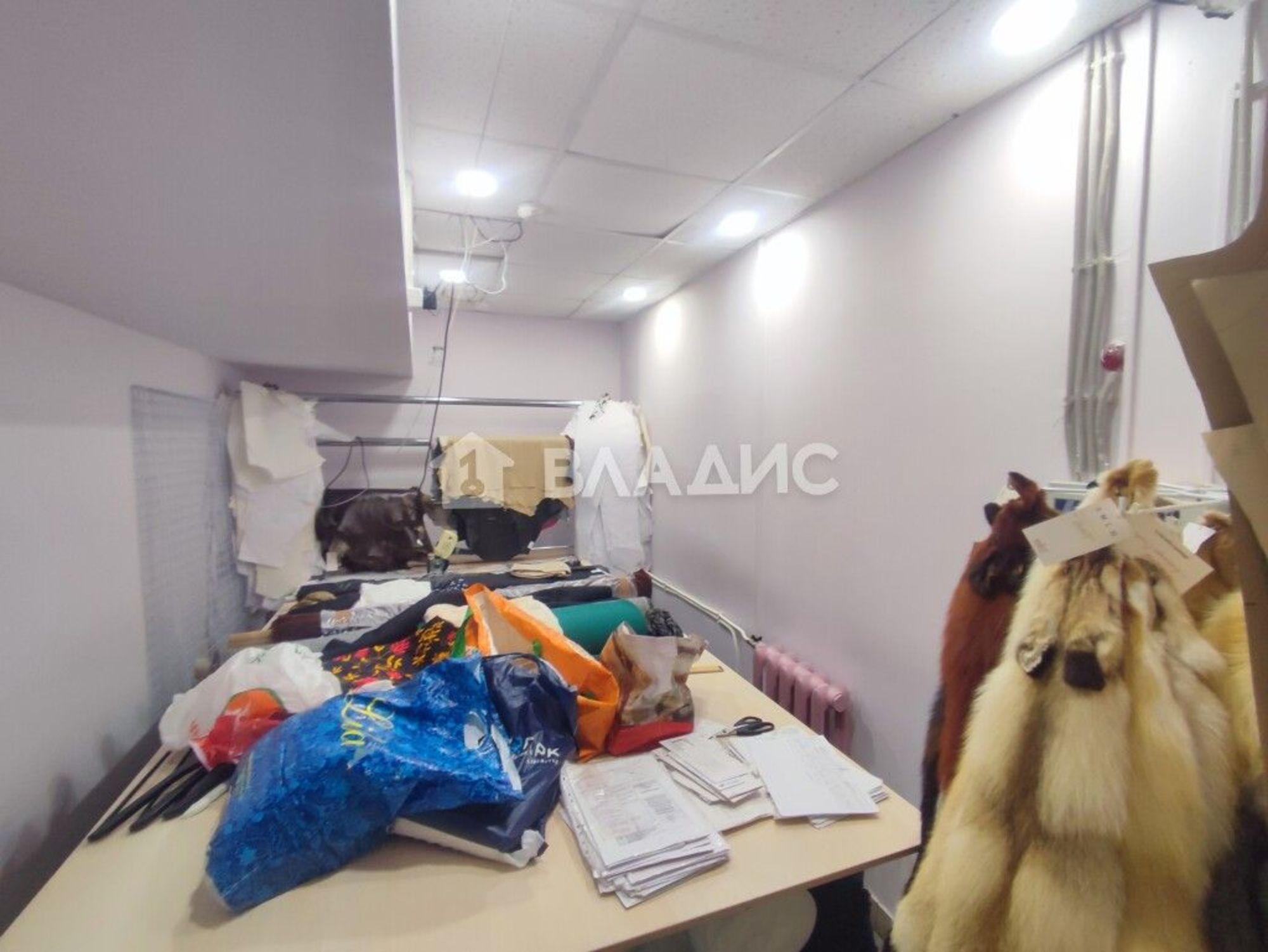 Сдать производственную площадь за 50 000 рублей на Суздальский пр-кт, 11А