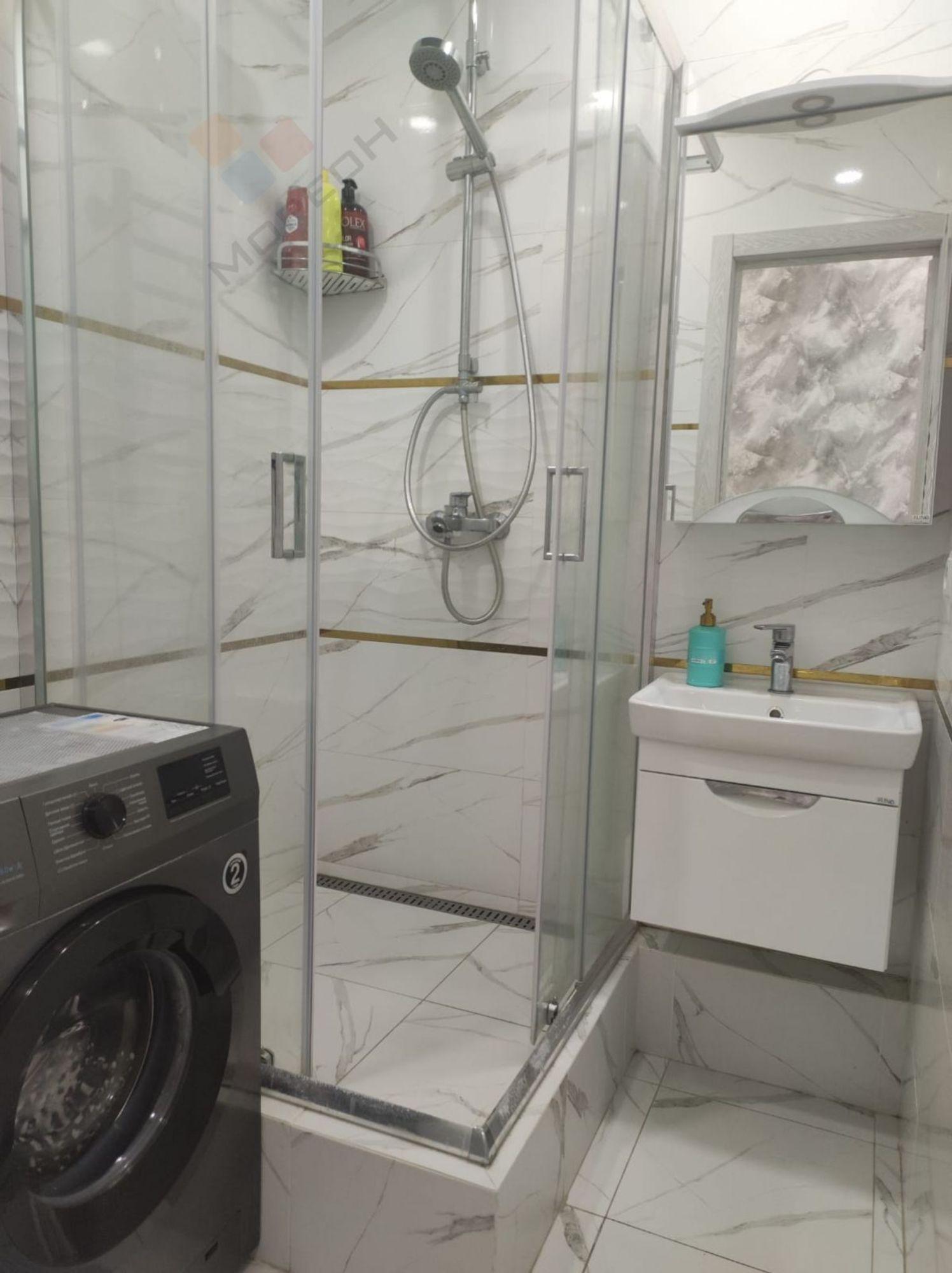 Купить квартиру за 8 000 000 рублей на им. Комарова В.М. ул, 21б