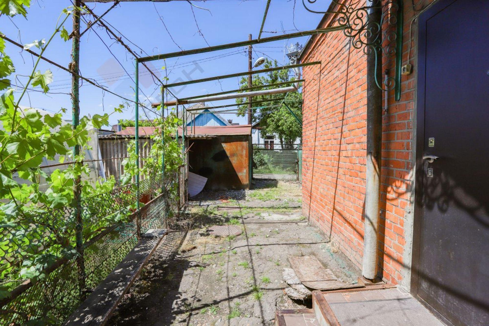 Купить дачу, дом, коттедж за 11 500 000 рублей на 1-й Некрасова пр-д, 10