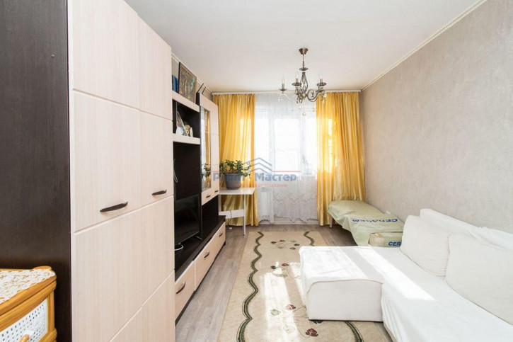2-комн квартира ул. Кошурникова,5/2