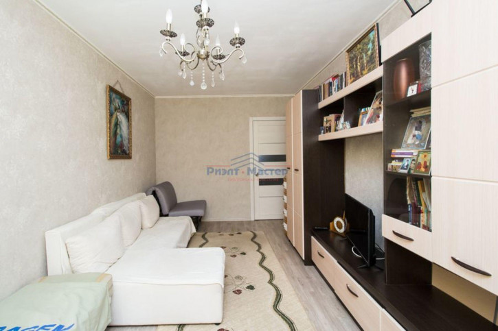 2-комн квартира ул. Кошурникова,5/2