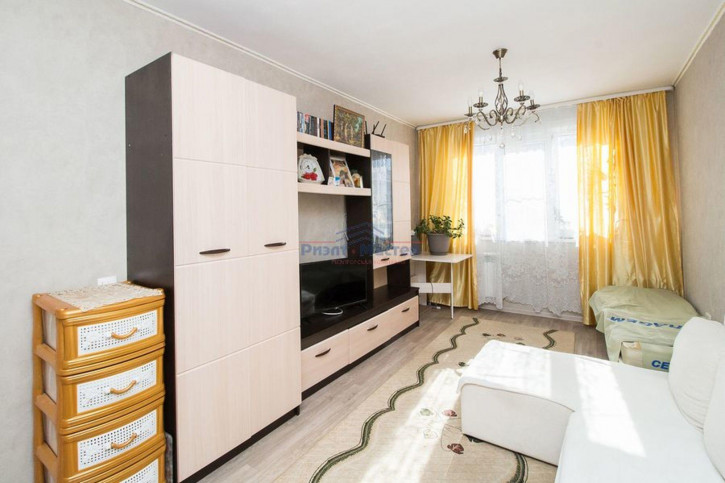2-комн квартира ул. Кошурникова,5/2