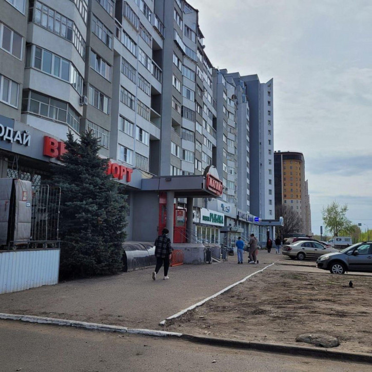 Помещение свободного назначения пр-кт Победы, 100