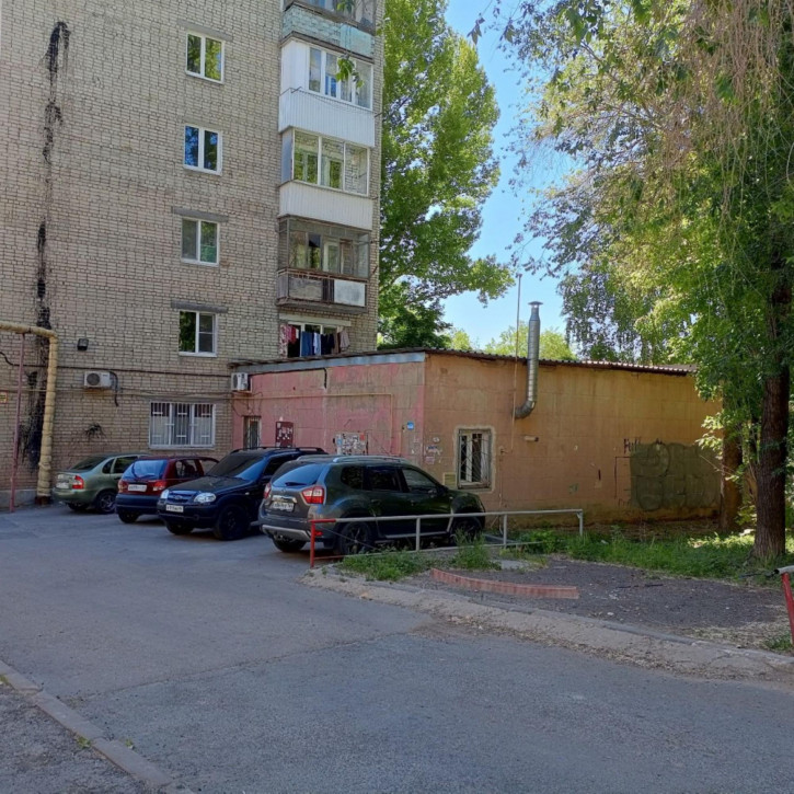 Помещение свободного назначения ул им Посадского И.Н., 322