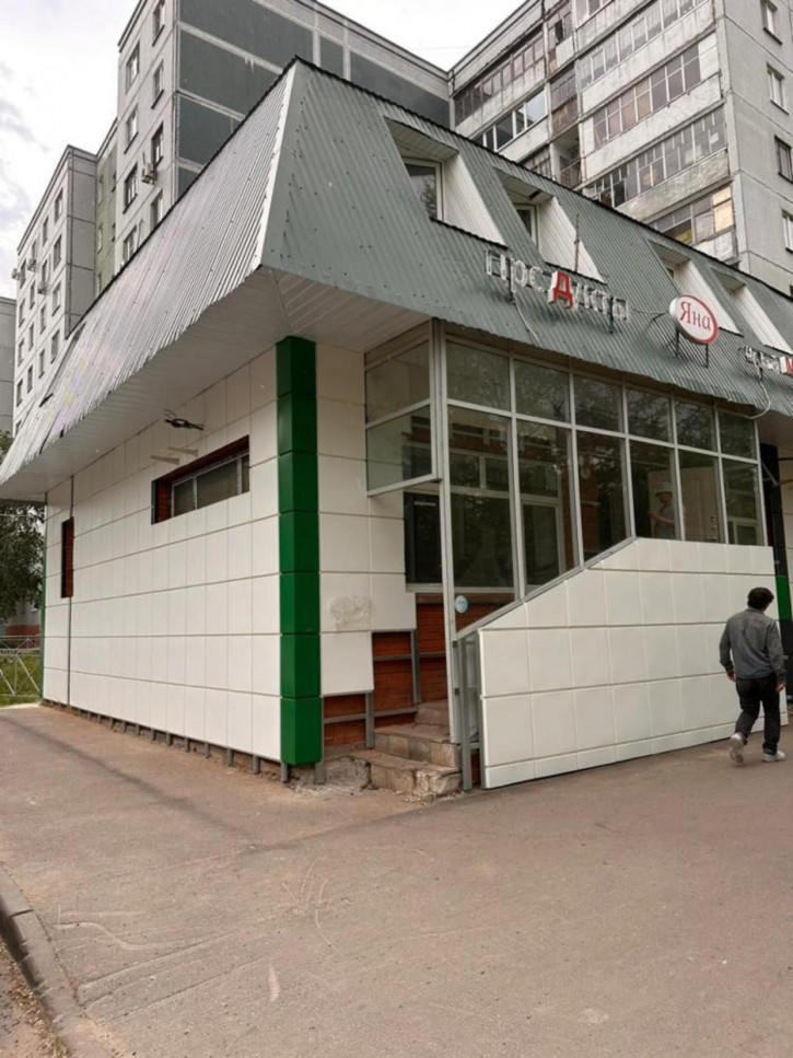 Торговое помещение ул Адоратского, 44