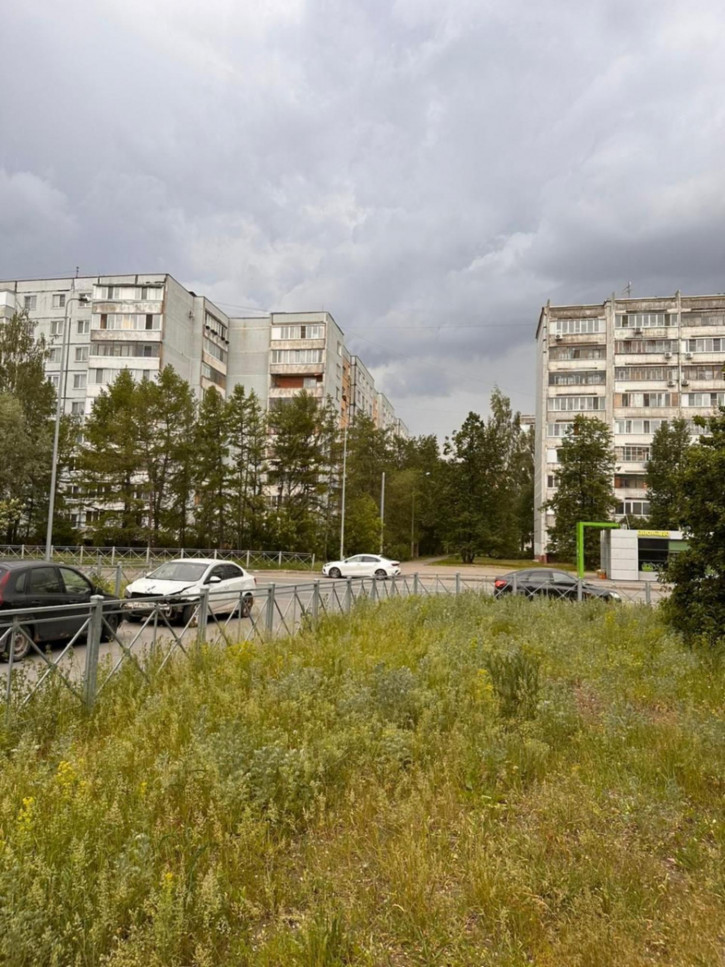 Торговое помещение ул Адоратского, 44