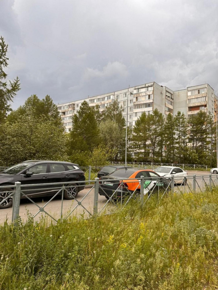 Торговое помещение ул Адоратского, 44