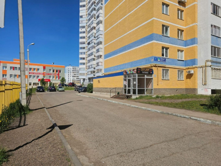 Помещение свободного назначения ул имени Ильдара Маннанова, 8