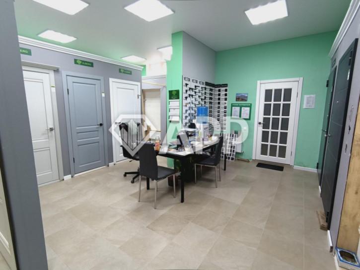 Торговое помещение ул Котанова, 4